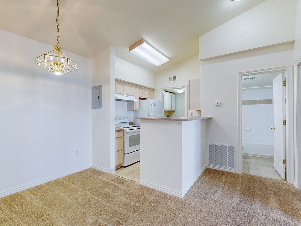 Tiburon Apartments Living Area and Kitchen