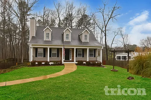 104 Legend Creek Holw Photo 1