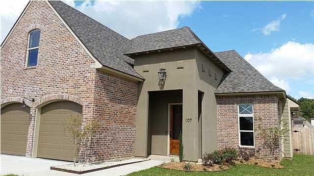 1st image of 107 Hemlock Dr