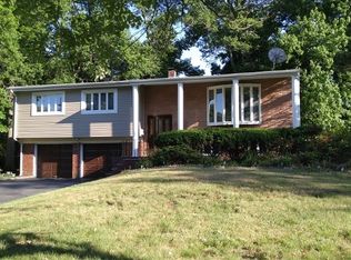 357 River Bend Rd, Berkeley Heights, NJ 07922