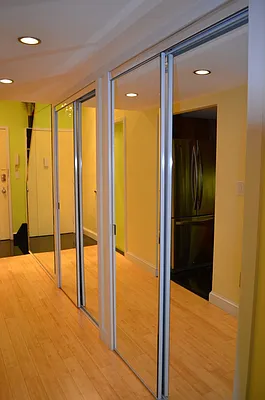 Sold by Manhattan Residential Group | media 20