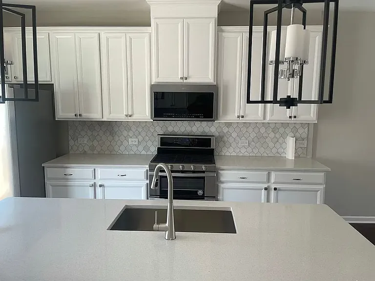 207 Adobe Pl — Photo 8