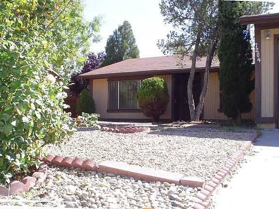2nd image of 7204 Avenida La Costa NE
