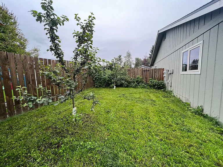 3481 E 20th Ave — Photo 30