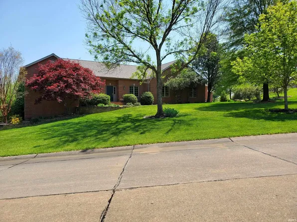 10303 Oglesby Dr, Evansville, IN 47720