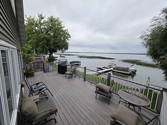 5th image of 28121 N Shore Dr
