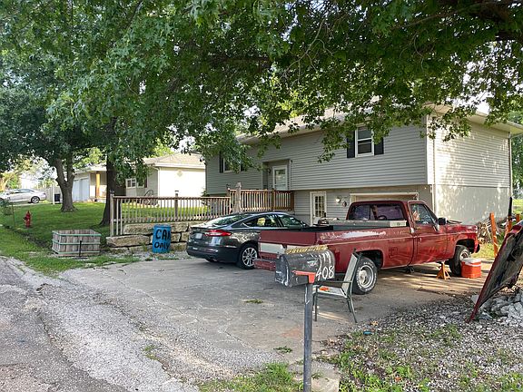3rd image of 408 Sellers Pl