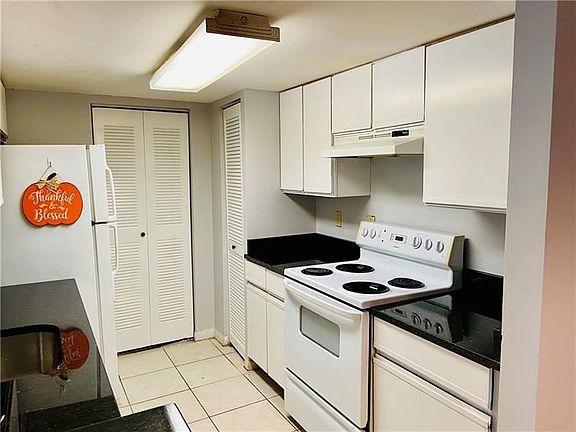 4th image of 9955 Westview Dr APT 224