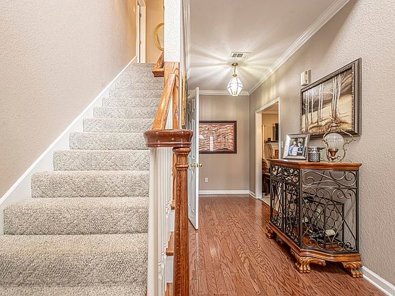 5th image of 1109 Ashlea Place Dr