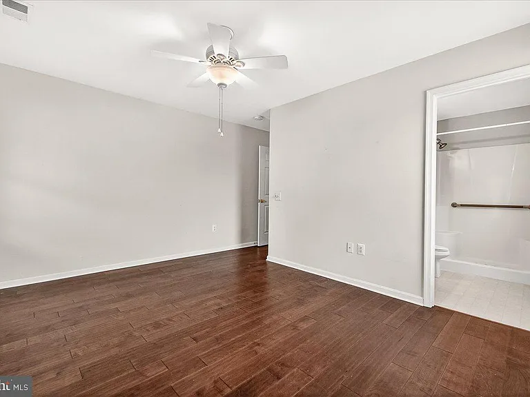 1110 Jousting Way — Photo 20
