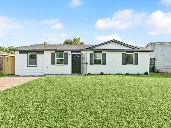 228 Chapel Ln, Avondale, LA 70094