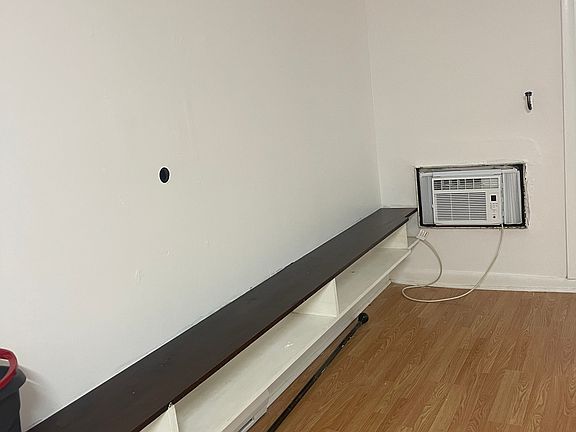 4th image of 302 Boston Post Rd E APT A17