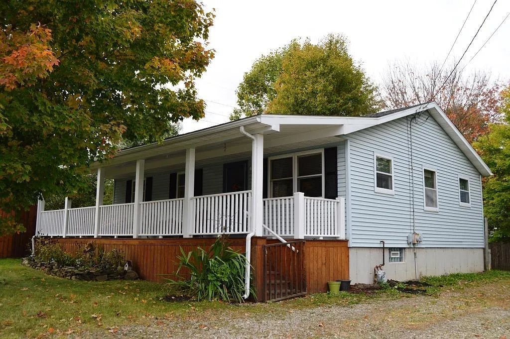 5490 Decker Dr photo 1
