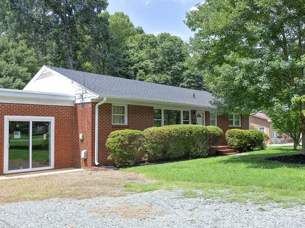 503 N Carr St, Mebane, NC 27302