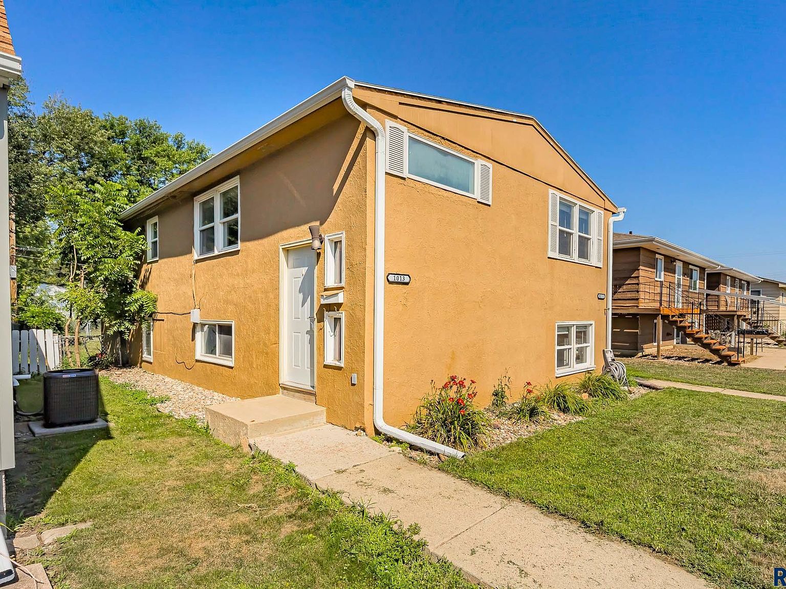 1013 S Blauvelt Ave, Sioux Falls, SD 57104 MLS 22305033 Zillow