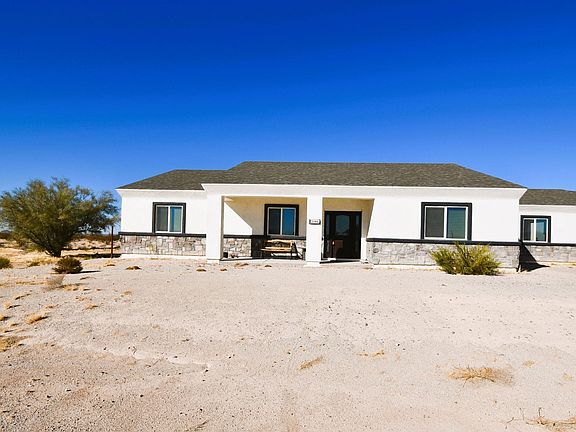 2nd image of 21144 E Leavitt Ln