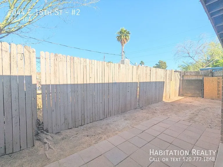 2044 E 18th St #2 — Photo 14