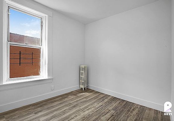 5th image of 737 E 219th St #6N