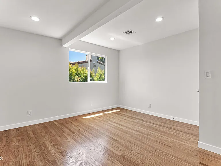 4606 Greenwood Pl — Photo 13