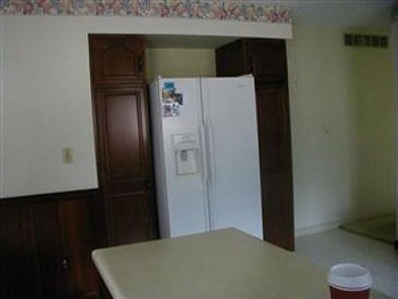 5th image of 364 N Cleveland Ave