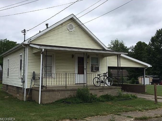 1st image of 702 Pike St