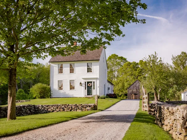 56 Quaddick Road, Thompson, CT 06277