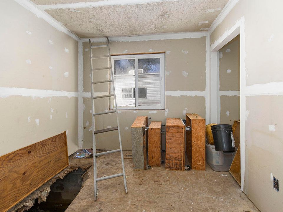 7979 Ojibwa Home 2, Weidman, MI 48893 Zillow