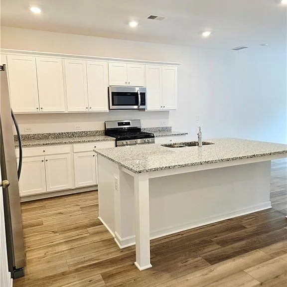 2445 Livi Ln — Photo 5