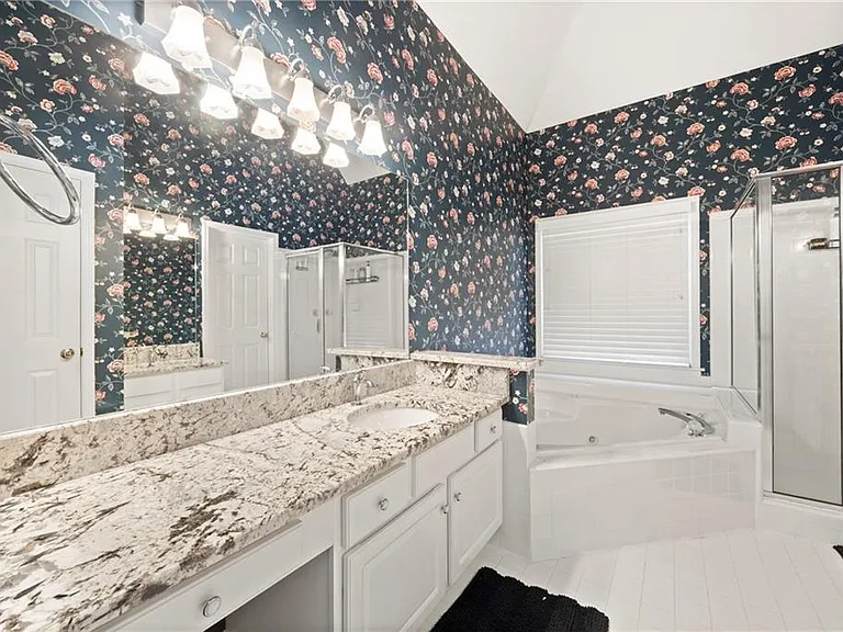 165 Redspire Ln — Photo 13