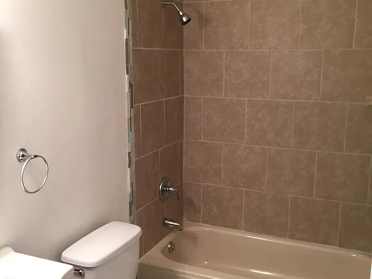 Bath
Tiled shower ....