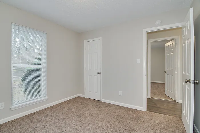 357 Forest Ct — Photo 14