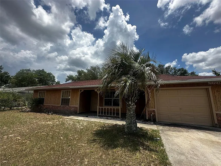 66 Silver Ln — Photo 1