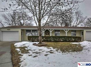 3301 S 48th Avenue Cir, Omaha, NE 68106