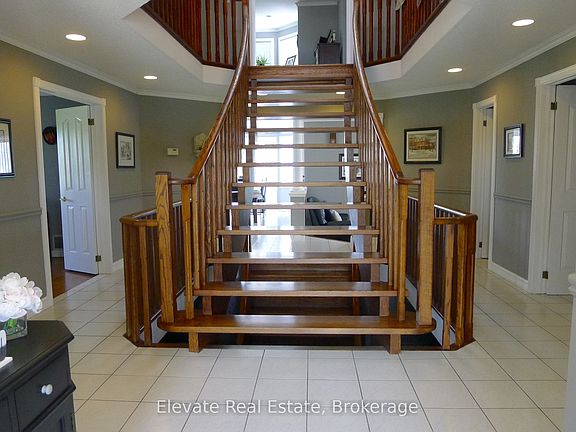 4th image of 16 Fenton Way