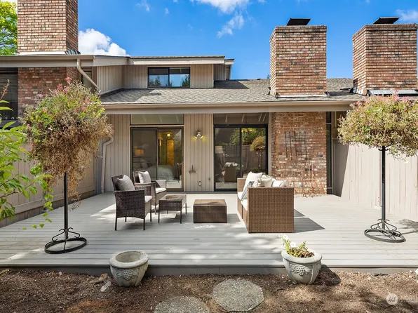 150 142nd Place NE, Bellevue, WA 98007