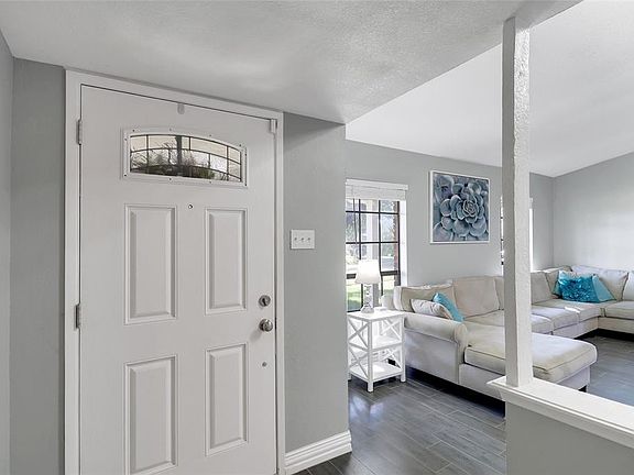 4th image of 7109 Knight Dr