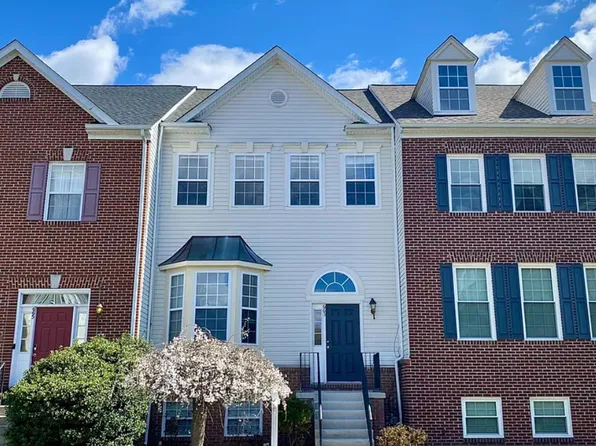 663 Springhouse Sq SE, Leesburg, VA 20175