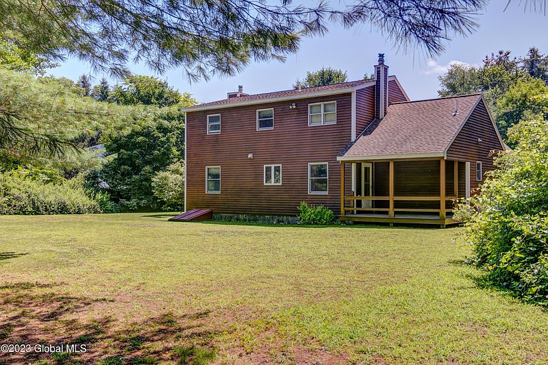 3rd image of 4310 Genesee Drive