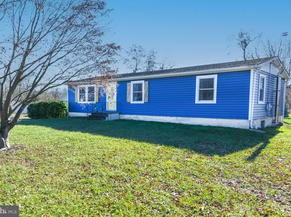 351 Catawba Ave, Newfield, NJ 08344