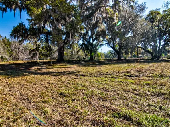 11027 SW 16th St #41, Micanopy, FL 32667