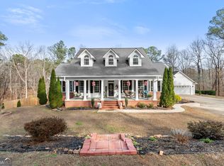 7277 Avalon Dr, Douglasville, GA 30135