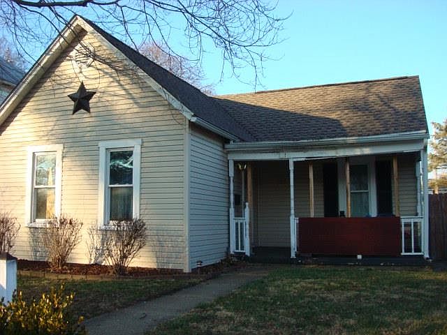 1st image of 589 Laurel St