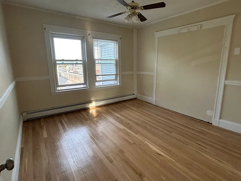 31 Harvard St #2 — Photo 5