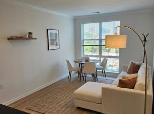 Harborview, Baltimore, MD 21230