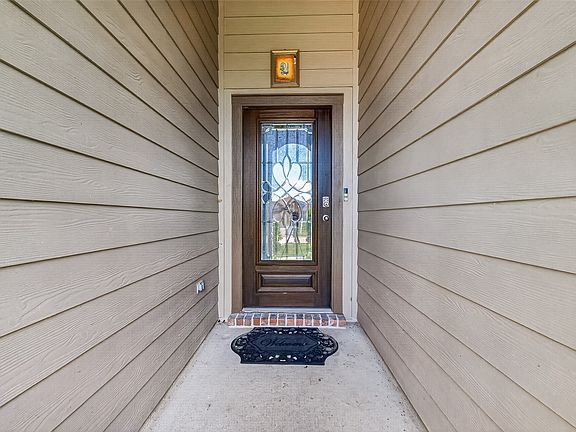 4th image of 18307 Arcola Bay Ln