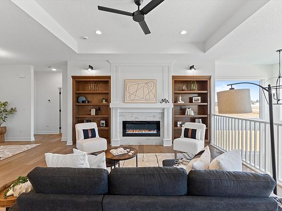 5th image of 865 NW Sandy Hollow Cir