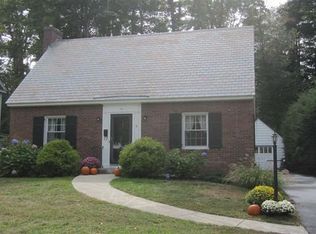 29 Douglas Rd, Delmar, NY 12054