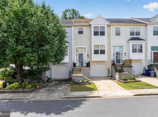 7128 Collinsworth Pl, Frederick, MD 21703