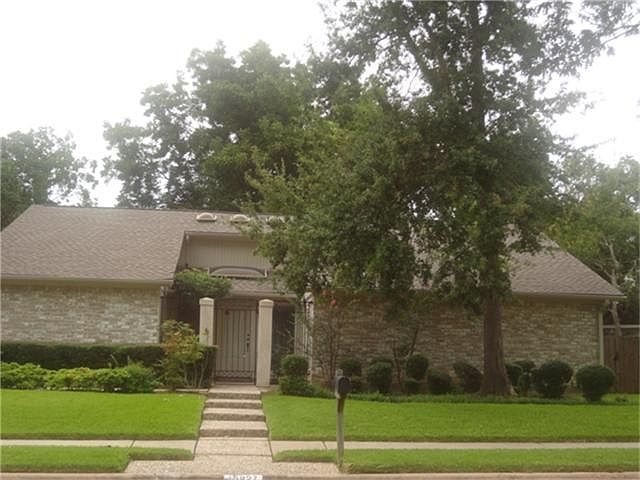 1st image of 15827 Brook Forest Dr