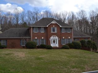 365 Sycamore Cir, Danville, VA 24540